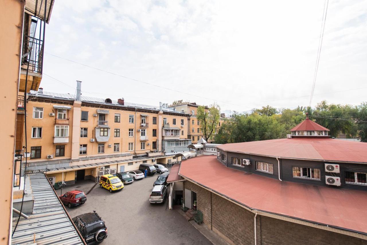 Comfortable Apartment In The Golden Square. Almaty Eksteriør billede